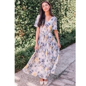 Gal Meets Glam Kiki Chiffon Flutter Sleeve Maxi Dress size 10